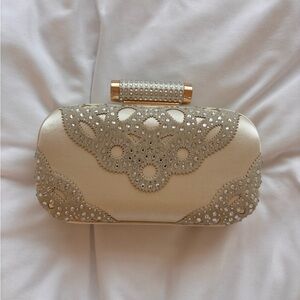 Gold Rhinestone Clutch with
Chain Strap